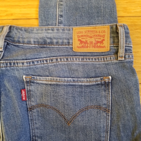 Women's Levi's 711 Medium Wash Skinny Denim Jeans Size 30 - Picture 11 of 12